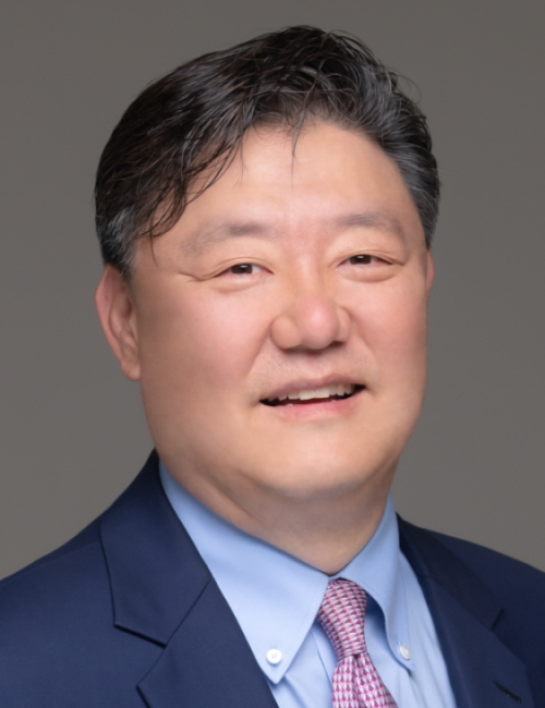 Jang, Albert장진혁